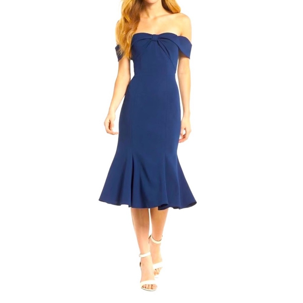 Gal meets Glam Tyler Dress